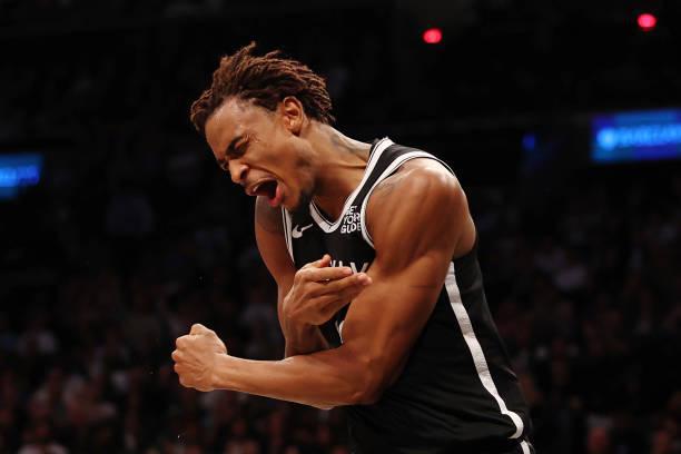 湖人重点关注5名内线球员,其中3人是先发人选,2人是替补人选?