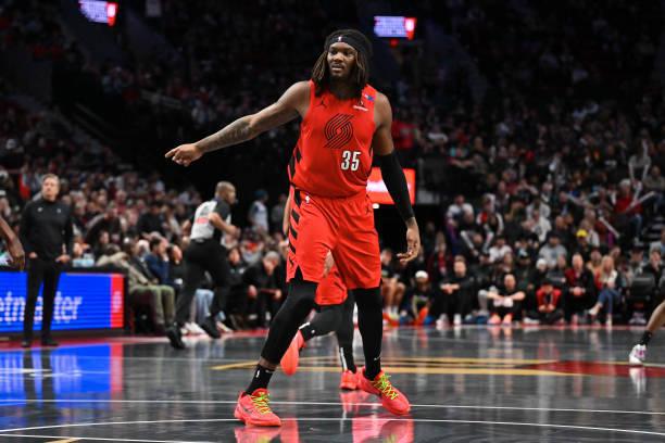 湖人重点关注5名内线球员,其中3人是先发人选,2人是替补人选?