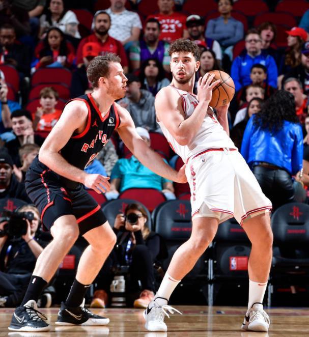 追逐杜兰特,火箭队给出报价!内外2新星化身非卖品,不参与交易