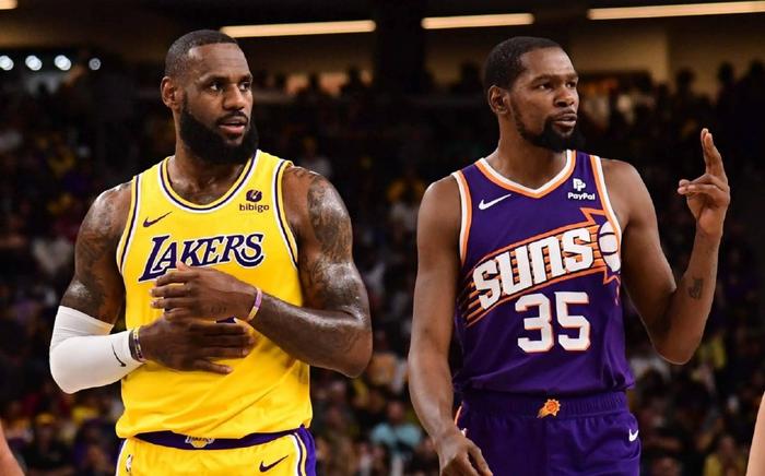 超过詹姆斯!杜兰特4队生涯场均25+历史最多,在火箭还能否做到?