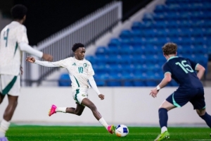 半岛体育入口-马德兴:国少对手沙特队提前上高原备战,热身赛4-2澳大利亚