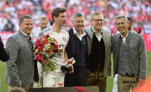 半岛体育 - 半岛体育官方网站 - Bandao AP-图片报:穆勒尚未与洛杉矶FC达成协议,阿迪达斯推动交易