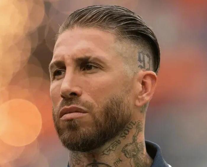 半岛体育-拉莫斯发行单曲《西贝莱斯》，坦言未想过离开皇马