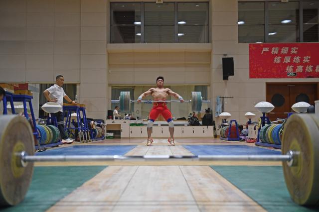 半岛体育app下载-奥运新赛制下中国举重优中选优 6人名单意料之中