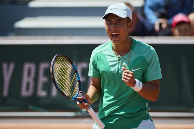 半岛体育app下载-商竣程朱琳闯入草地赛八强 温网中国军团值得期待