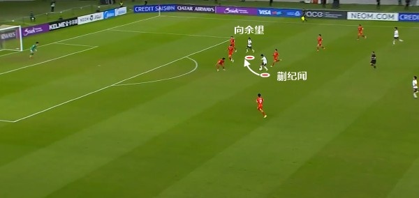 半岛体育全站-U23国足的中卫不只是防守，还能出球和砸开越南铁桶阵