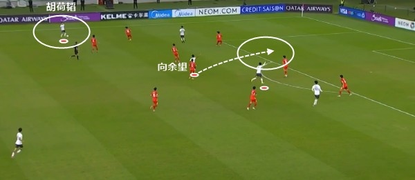 半岛体育全站-U23国足的中卫不只是防守，还能出球和砸开越南铁桶阵