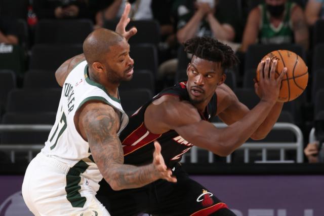 半岛体育-【观察】新赛季各队首发预测（下）热火组豪阵冲冠