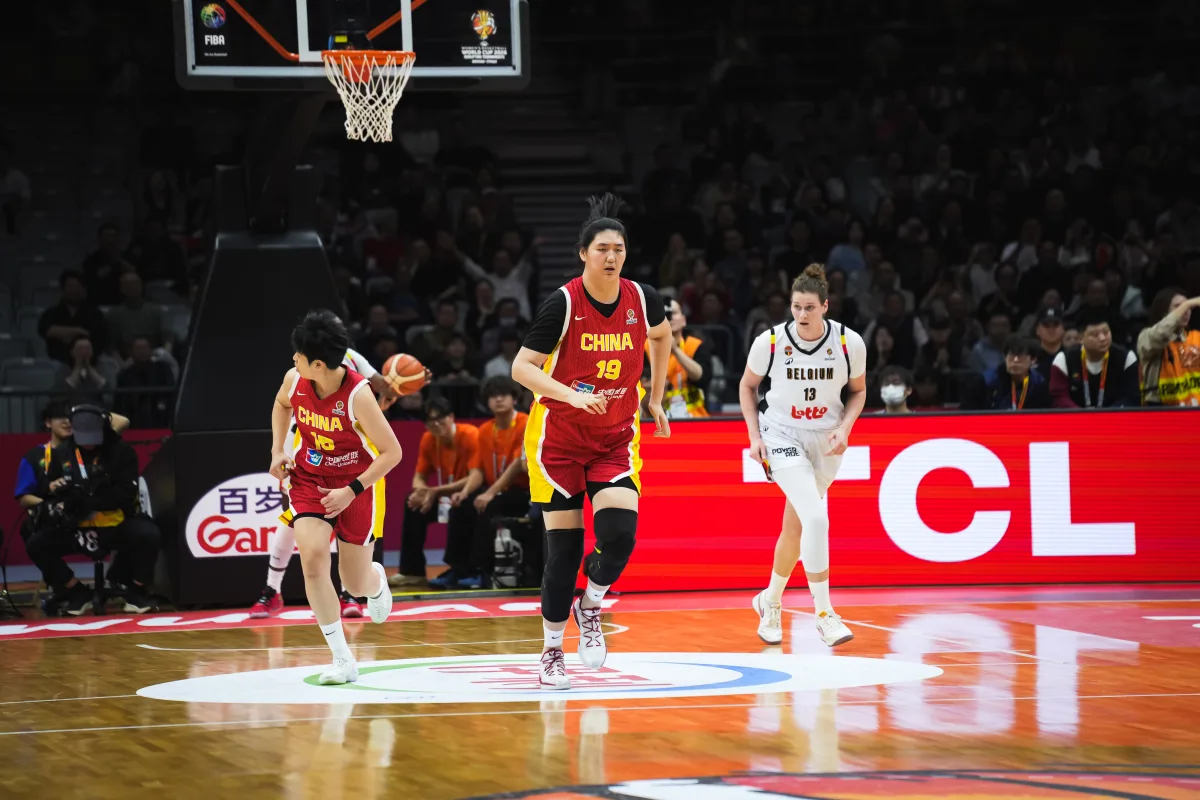 半岛体育 - 半岛体育官方网站 - Bandao AP-轰20+11！中国女篮18岁2米26新星蜕变：正负值+9，宫鲁鸣没看错她