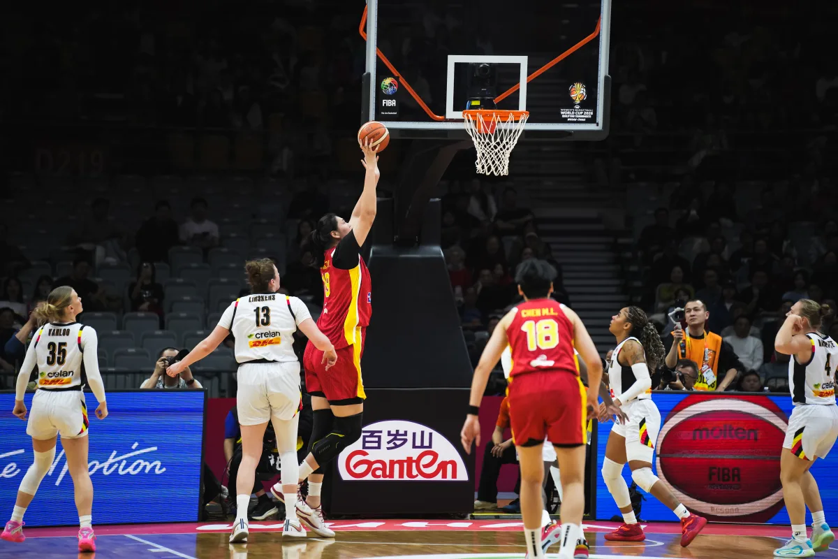 半岛体育 - 半岛体育官方网站 - Bandao AP-轰20+11！中国女篮18岁2米26新星蜕变：正负值+9，宫鲁鸣没看错她