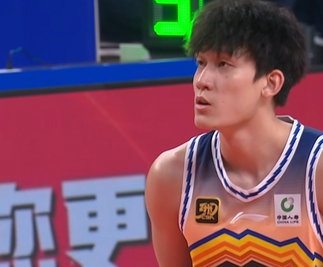 半岛体育app下载-格兰建队真有一套！四小将被挖掘各显神通，防守体系也搭建完毕