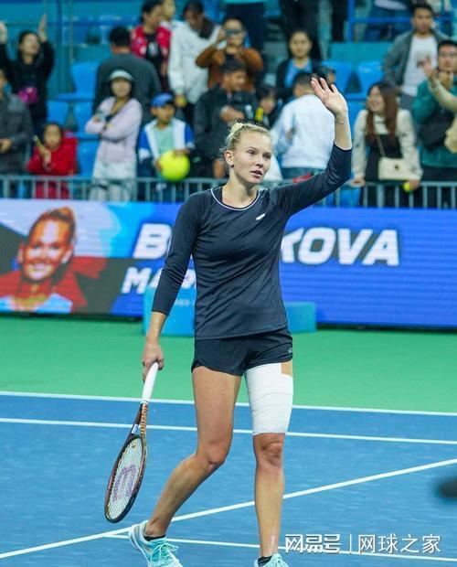 半岛体育全站-先失一盘又何妨！西尼亚科娃接连三场逆转取得职业生涯新突破
