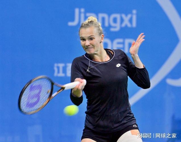 半岛体育全站-先失一盘又何妨！西尼亚科娃接连三场逆转取得职业生涯新突破