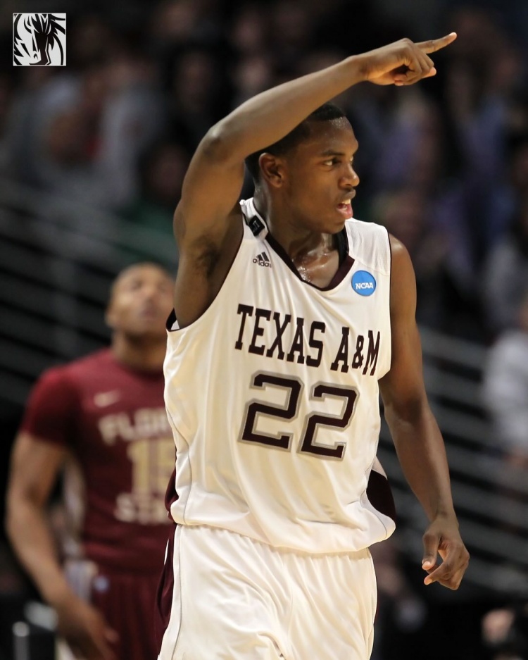 半岛体育 - 半岛体育官方网站 - Bandao AP-疯狂三月来袭！独行侠晒出球员们大学时期帅照！