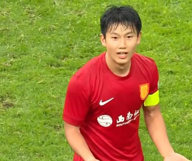 这就是国足最需要的国脚：向余望昨晚中超3镜头太惊艳！