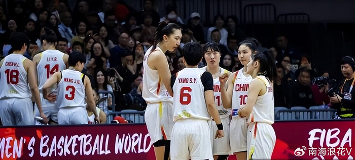 半岛体育入口-失望！女篮所有人都得分，唯她一分不得，球迷：世界杯正赛别带她了|陈明伶|中国女篮|宫鲁鸣|王思雨|李月汝_新浪体育_新浪新闻