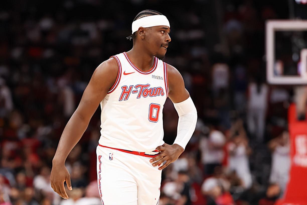 半岛体育全站-又一次打出了极高的正负值！火箭替补后场有时候还是很有作用的？