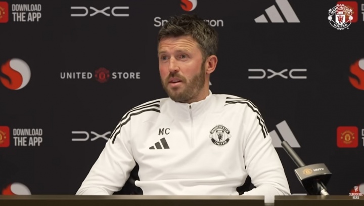 半岛体育app下载-卡里克：绝不接受第六名 梅努的续约进展顺利 能够踢欧冠好处多多